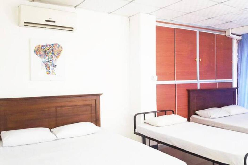 Beehive Colombo Hotel Bagian luar foto